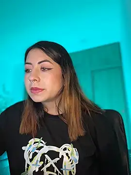 MaddieHunter online show from April 7, 3:47 pm