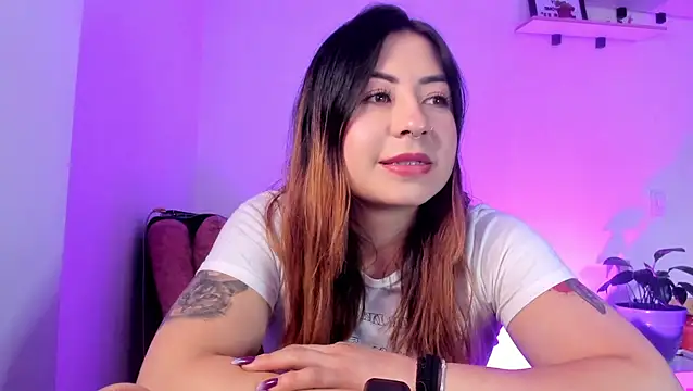 MaddieHunter online show from February 22, 7:26 pm