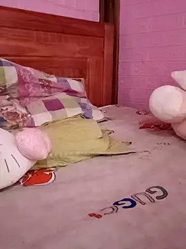 Lily-ross22 online show from April 7, 5:42 am