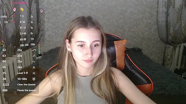 Ave Costly online show from December 22, 5:05 pm