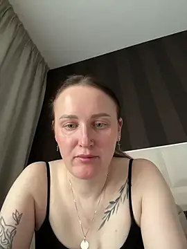 TomilaSi online show from April 6, 11:22 am