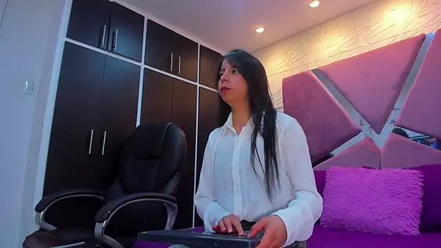 sol-angel online show from May 19, 4:03 pm