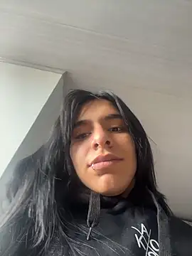 SaraAndrade  online show from March 17, 5:17 pm