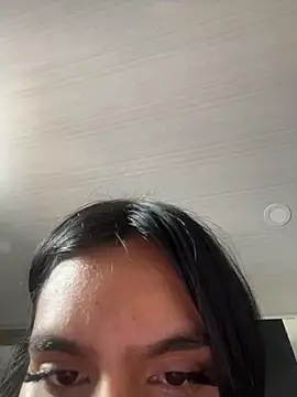 SaraAndrade  online show from March 12, 2:42 pm