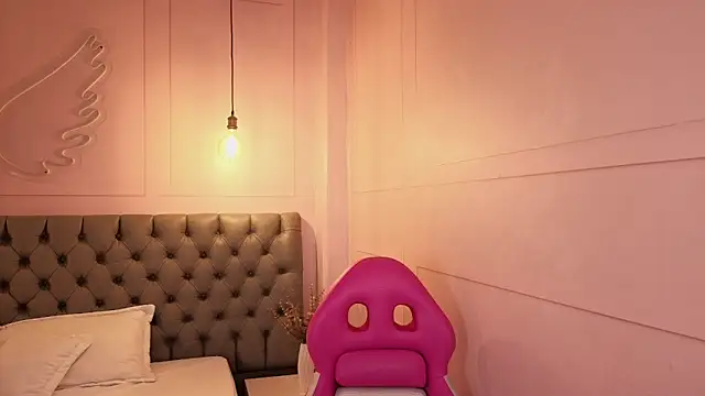 carol 69 online show from April 23, 12:01 pm