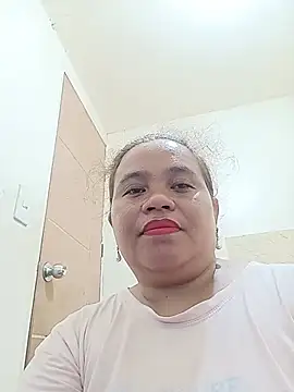 cutechubby online show from May 30, 11:41 am