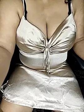 Curvy Pooja online show from March 29, 8:57 am