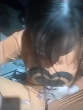 tieutam122 online show from February 9, 1:13 pm