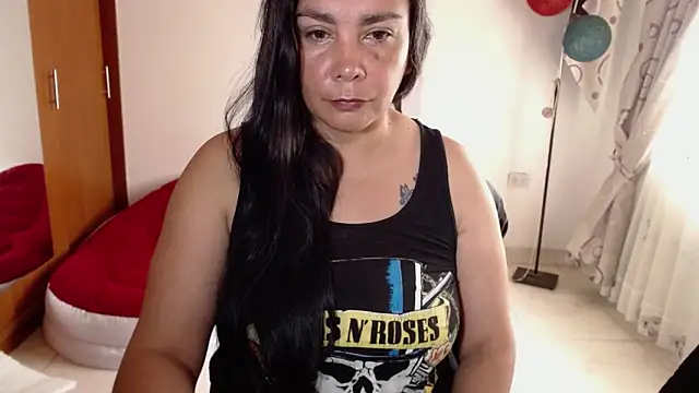 vivian-milf online show from November 25, 1:57 pm