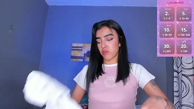 VictoriaMeller online show from April 15, 10:10 pm