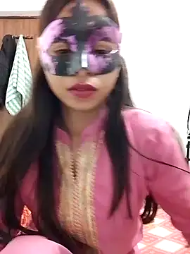 Cute Girl 27 online show from February 17, 11:20 am