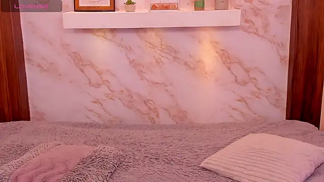 Dakota ferreti  online show from February 22, 11:16 pm