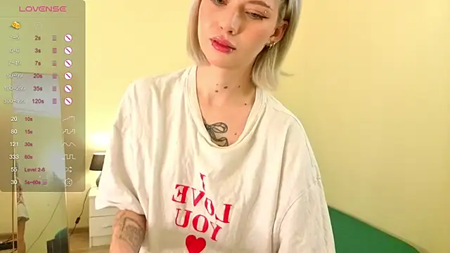 ember graws online show from December 19, 7:44 am