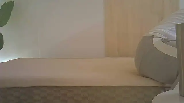 kyono-iyashi online show from April 23, 2:41 pm