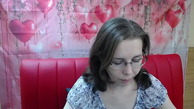 DaisyEdit online show from March 28, 6:13 am