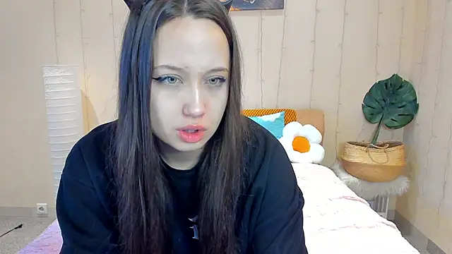 Carolina-sky online show from April 8, 1:30 am