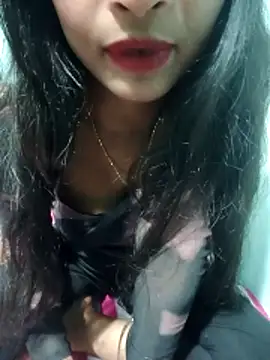 Zoyaa-Zubair online show from February 28, 6:51 pm