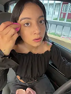 Mia fiire online show from March 25, 7:28 pm