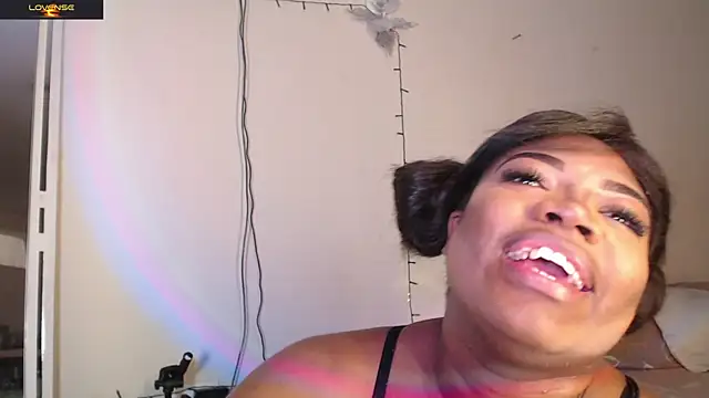 GraceMaaceey online show from May 13, 11:49 am