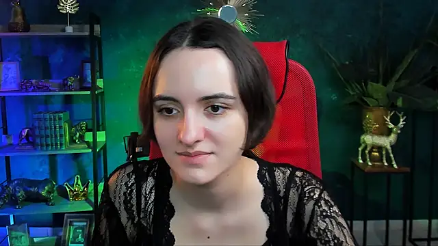 KateWillows online show from February 1, 4:11 am