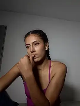 laia williamss online show from January 12, 1:55 am