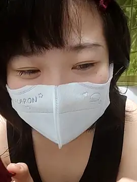 miniiceyya online show from February 1, 7:45 pm