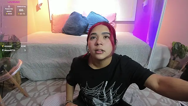 Mylarossi online show from December 20, 4:11 pm