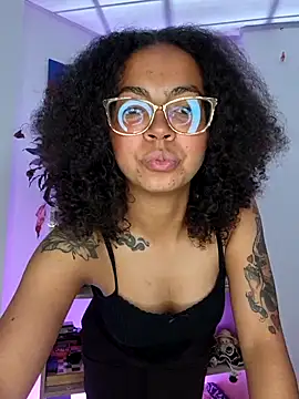   VioletaHeaven   online show from December 2, 7:38 pm