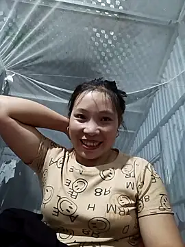 Evelyn-n online show from February 18, 1:10 pm