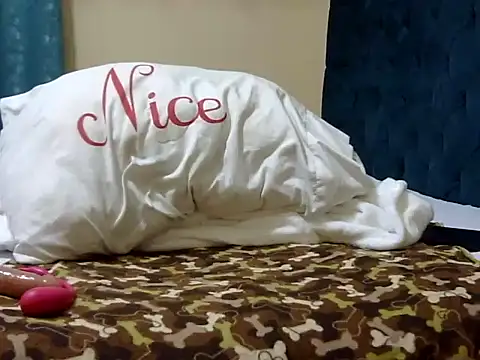 Mimmiebusty online show from February 19, 6:40 pm