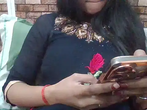 Parimodel19 online show from January 9, 11:03 am