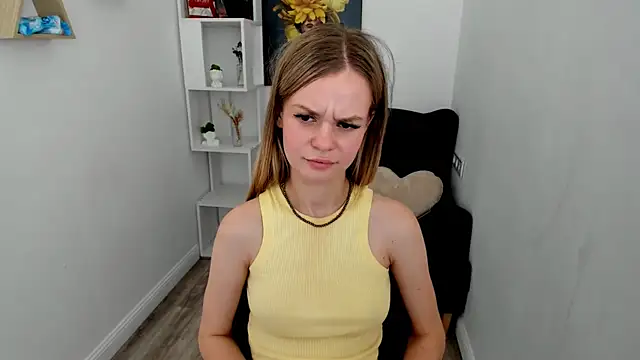 MidnighteAura online show from July 14, 10:21 am