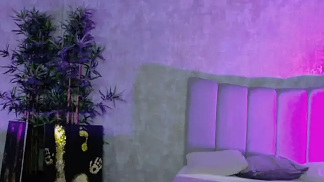 LucyRayy online show from February 20, 7:58 pm