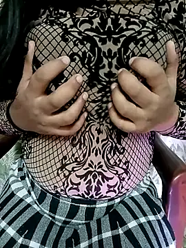 horny sana online show from December 3, 7:00 am