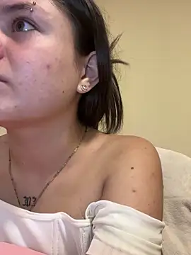 Camila Duarte2 online show from March 17, 1:26 pm