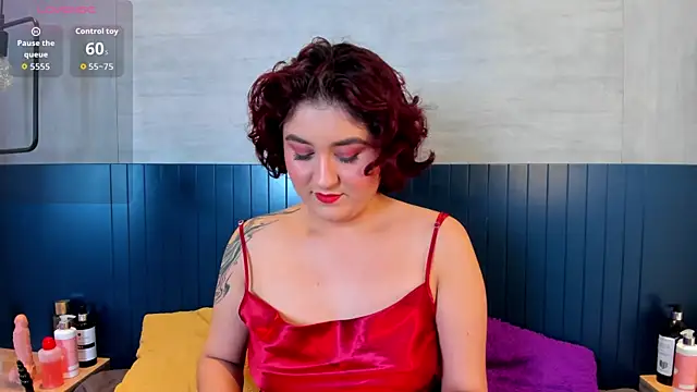 MissSavage  online show from January 13, 7:40 pm