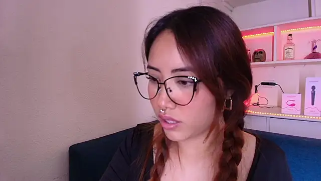 Saelivrae online show from December 4, 10:54 pm