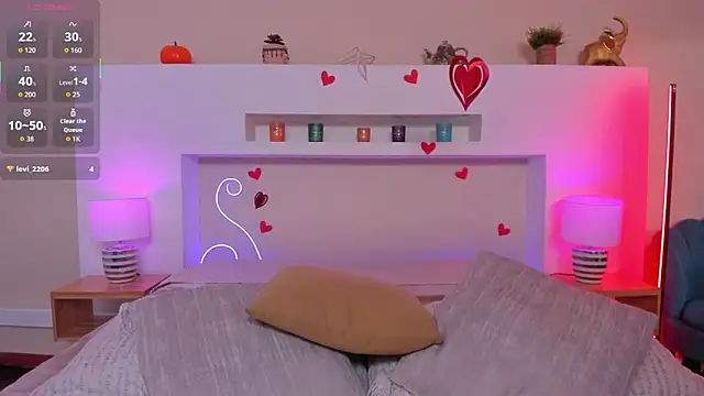 AnikaRomanoff  online show from March 4, 11:50 am