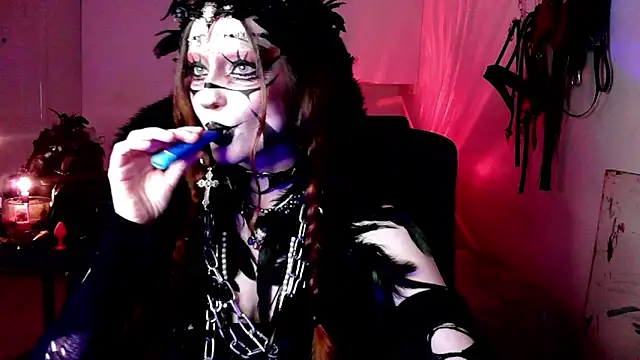 EmpressMorrigan online show from January 13, 1:26 pm