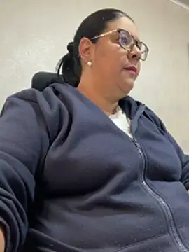 Carameloswing1 online show from April 2, 1:08 pm