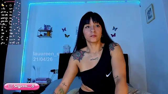 lauureen c online show from April 21, 11:17 am