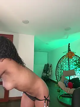 NaomiGarcia1 online show from February 20, 3:49 am