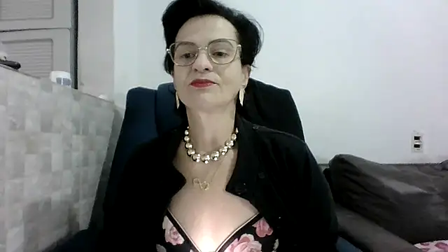 Luna-Hot0802 online show from June 23, 2:04 pm
