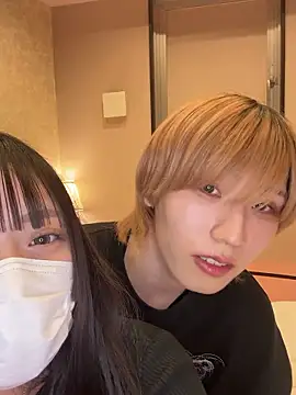 kai xoxo   online show from December 5, 2:07 pm