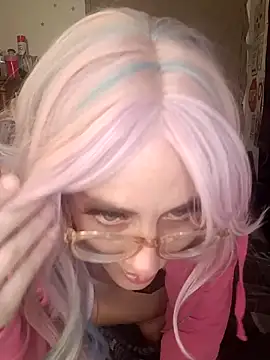 snowbird1117 online show from March 2, 5:08 am