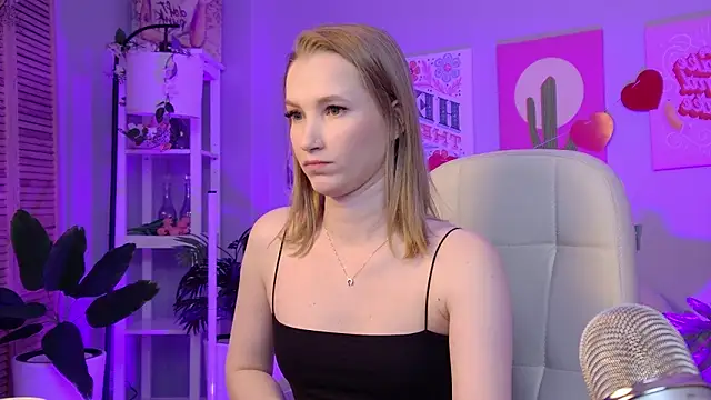 Megan Rodgers online show from February 15, 5:34 pm