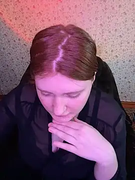 NicollVeys online show from March 1, 1:55 pm