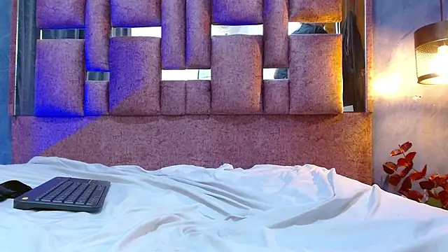 bella volup online show from February 11, 9:38 pm