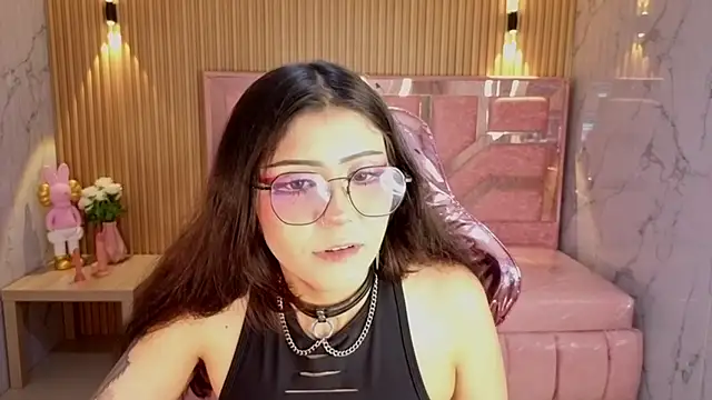 miss devil s online show from January 8, 3:21 am