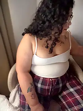 VanesssaMilf  online show from March 8, 11:36 am